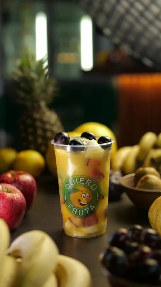 Vaso de ensalada de frutas